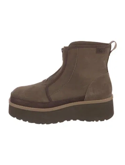 Pre-owned Ugg Suede Embroidered Accent Boots In Brown