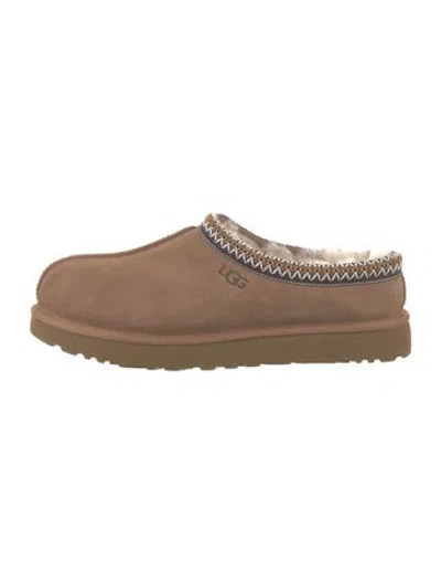 Pre-owned Ugg Suede Embroidered Accent In Brown
