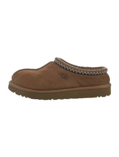 Pre-owned Ugg Suede Embroidered Accent Slippers In Brown