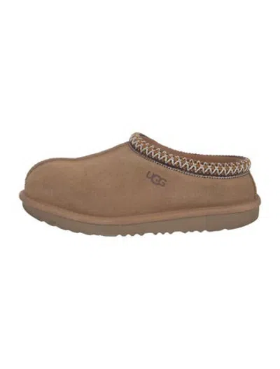 Pre-owned Ugg Suede Embroidered Accent Slippers In Brown