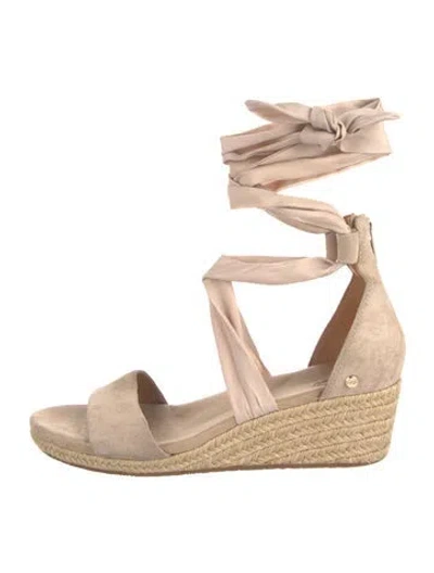 Pre-owned Ugg Suede Espadrilles In Neutral