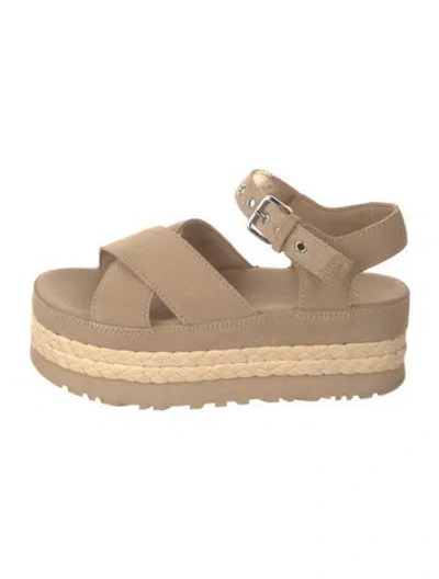Pre-owned Ugg Suede Espadrilles In Neutral