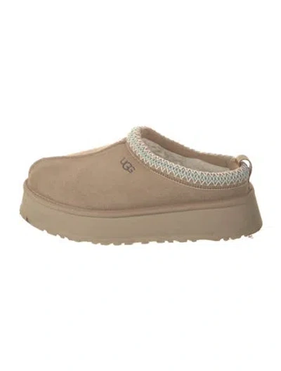 Pre-owned Ugg Suede Espadrilles In Neutral