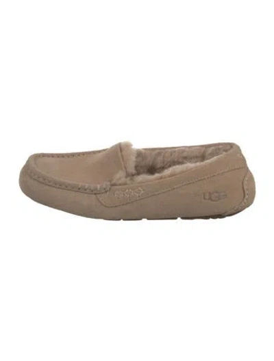 Pre-owned Ugg Suede Espadrilles In Neutral