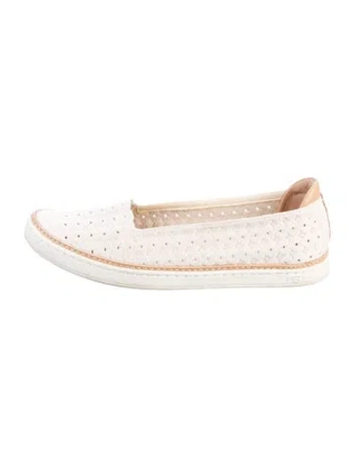 Pre-owned Ugg Suede Eyelet Trim Ballet Flats In Neutral