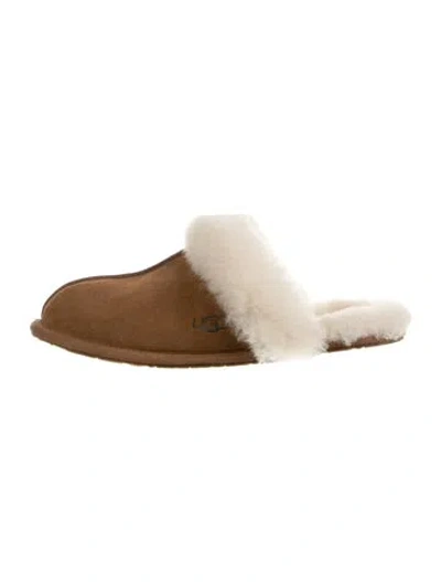 Pre-owned Ugg Suede Faux Fur Trim Mules In Gold