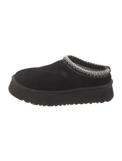 Pre-owned Ugg Suede Flats In Black