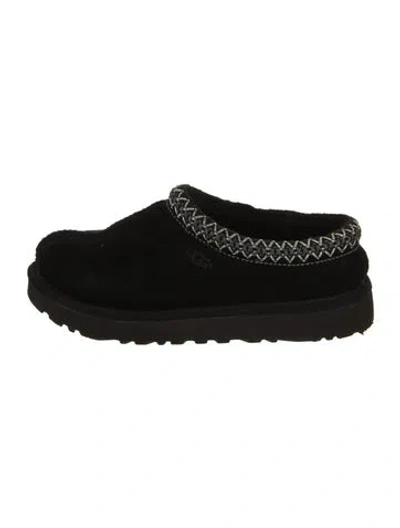 Pre-owned Ugg Suede Flats In Black