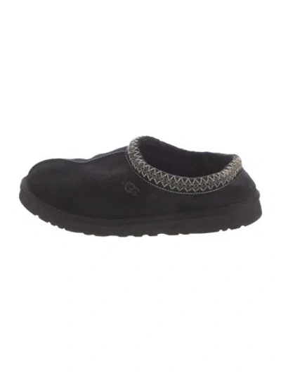 Pre-owned Ugg Suede Flats In Black