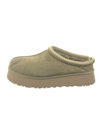 Pre-owned Ugg Suede Flats In Multi