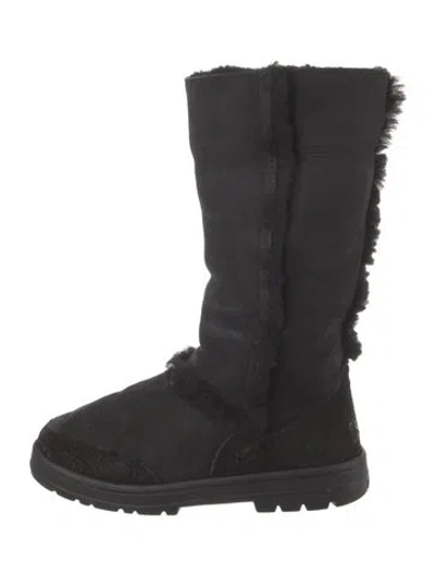 Pre-owned Ugg Suede Fur Trim Boots In Black