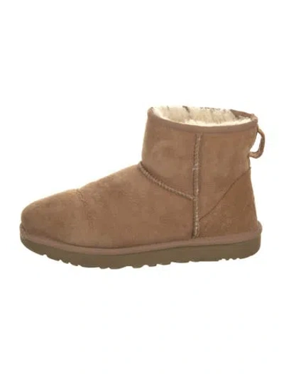 Pre-owned Ugg Suede Fur Trim Boots In Brown