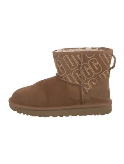 Pre-owned Ugg Suede Fur Trim Boots In Brown