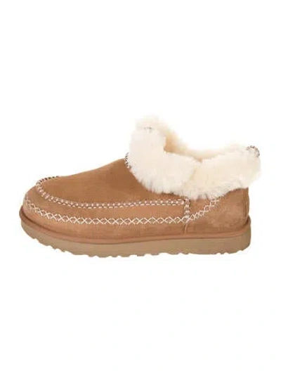 Pre-owned Ugg Suede Fur Trim Boots In Brown/neutrals