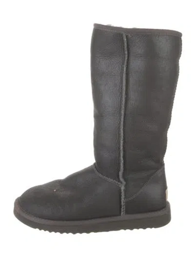 Pre-owned Ugg Suede Fur Trim Boots In Gray