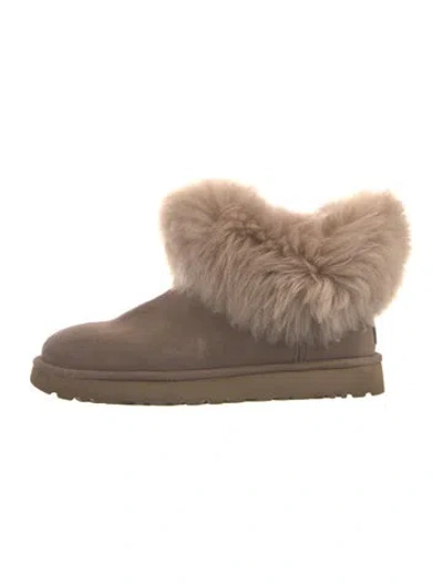 Pre-owned Ugg Suede Fur Trim Boots In Neutral