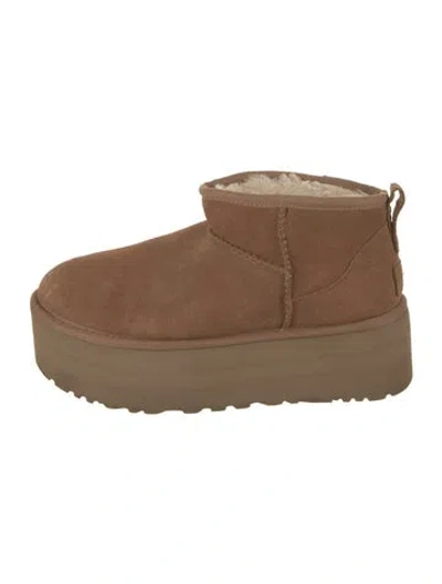 Pre-owned Ugg Suede Fur Trim Boots In Neutrals