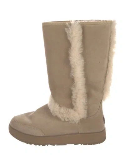 Pre-owned Ugg Suede Fur Trim Boots In Neutrals