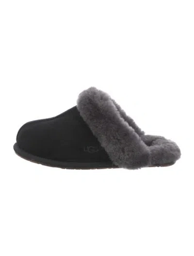 Pre-owned Ugg Suede Fur Trim Mules In Black