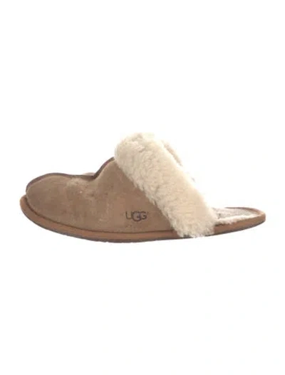 Pre-owned Ugg Suede Fur Trim Mules In Brown