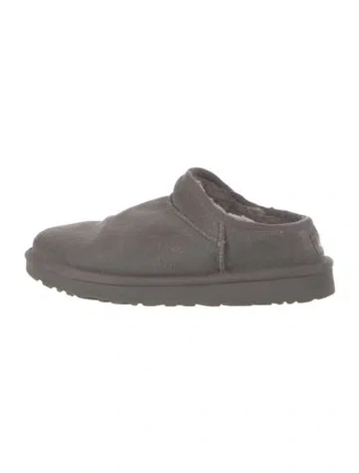 Pre-owned Ugg Suede Fur Trim Mules In Gray