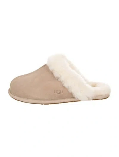 Pre-owned Ugg Suede Fur Trim Mules In Neutral