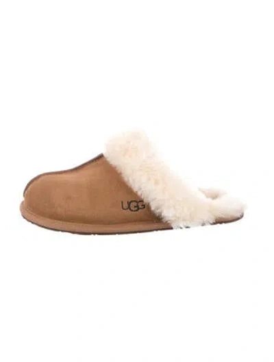 Pre-owned Ugg Suede Fur Trim Mules In Neutral
