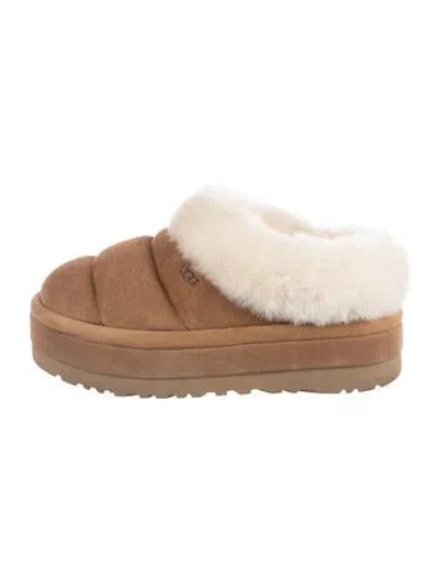 Pre-owned Ugg Suede Fur Trim Slippers In Neutrals