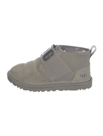 Pre-owned Ugg Suede Fur Trim Snow Boots In Gray