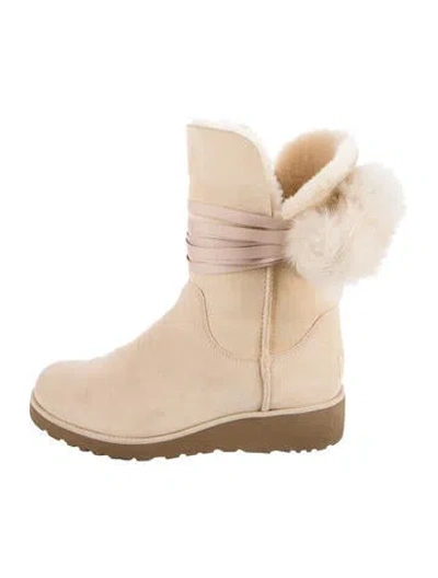 Pre-owned Ugg Suede Fur Trim Snow Boots In Neutral