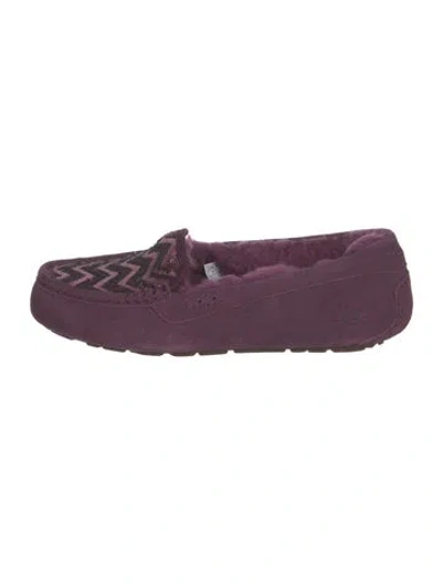 Pre-owned Ugg Suede Graphic Print Moccasins In Purple