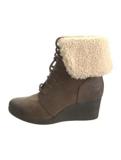 Pre-owned Ugg Suede Lace-up Boots In Brown