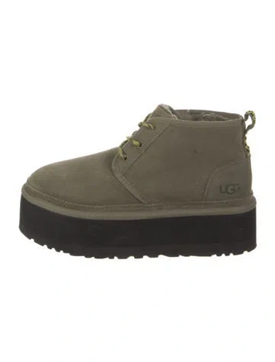 Pre-owned Ugg Suede Lace-up Boots In Green