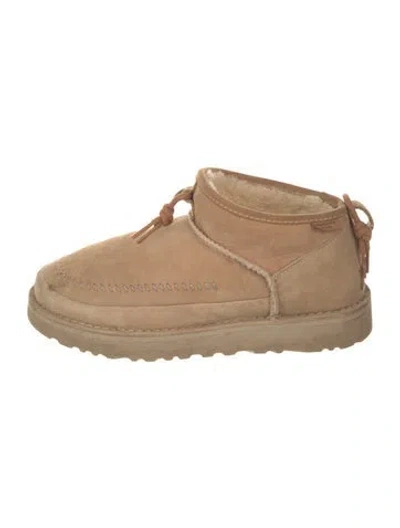 Pre-owned Ugg Suede Lace-up Boots In Neutral
