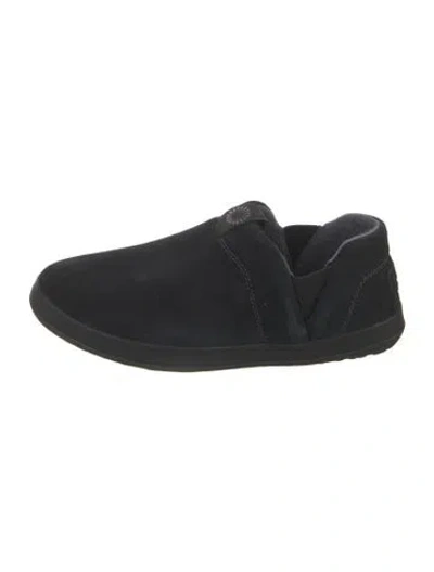 Pre-owned Ugg Suede Loafers In Black