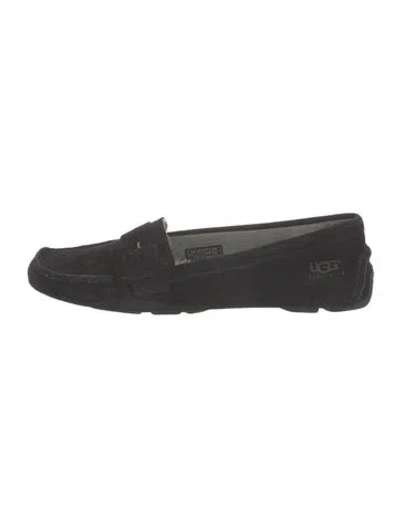 Pre-owned Ugg Suede Loafers In Black