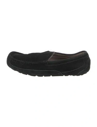 Pre-owned Ugg Suede Moccasins In Black