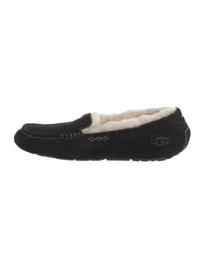 Pre-owned Ugg Suede Moccasins In Black