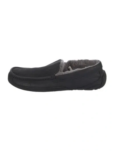 Pre-owned Ugg Suede Moccasins In Blue