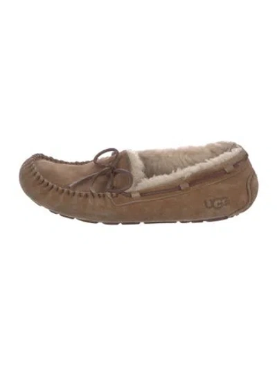 Pre-owned Ugg Suede Moccasins In Brown
