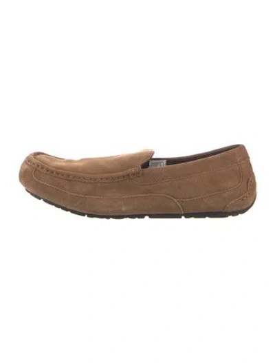 Pre-owned Ugg Suede Moccasins In Brown