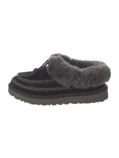 Pre-owned Ugg Suede Moccasins In Gray