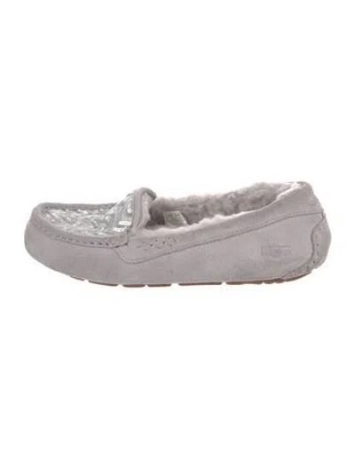 Pre-owned Ugg Suede Moccasins In Gray