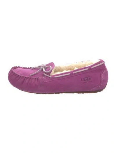 Pre-owned Ugg Suede Moccasins In Purple
