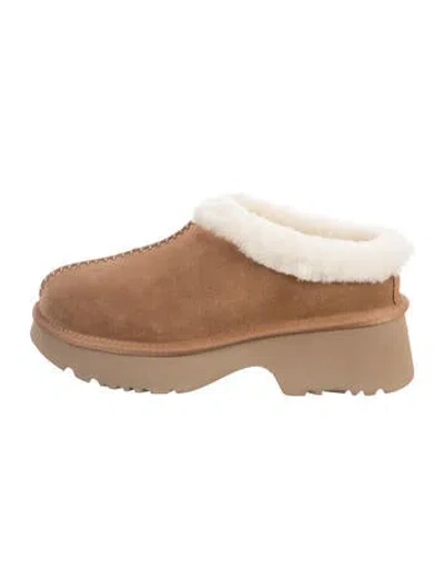 Pre-owned Ugg Suede Mules In Brown