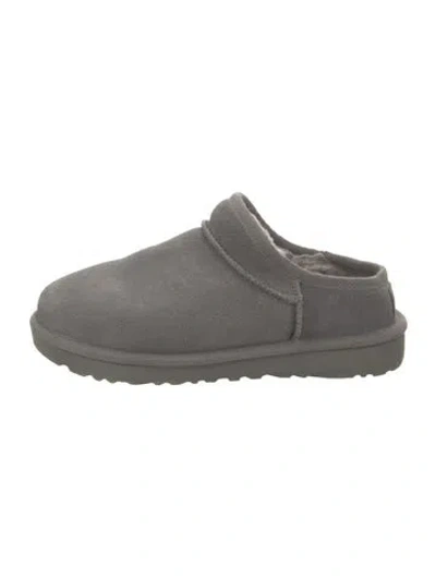 Pre-owned Ugg Suede Mules In Gray