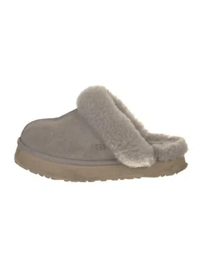 Pre-owned Ugg Suede Mules In Gray