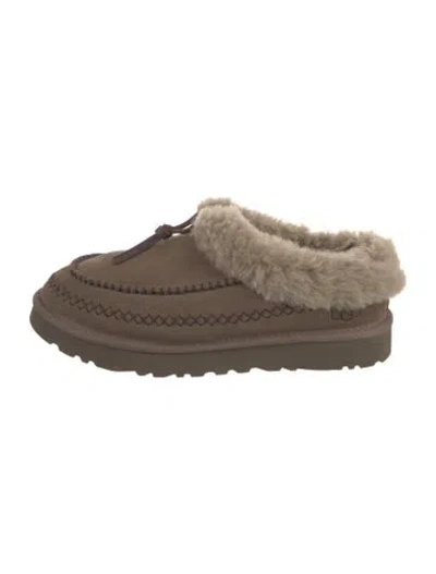 Pre-owned Ugg Suede Mules In Gray