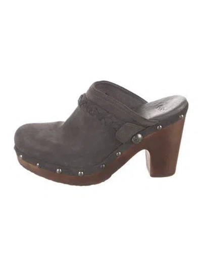 Pre-owned Ugg Suede Mules In Grey