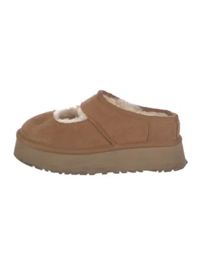 Pre-owned Ugg Suede Mules In Neutral